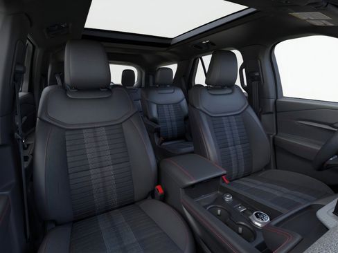 New 2026 Ford Explorer ST-Line w/ ST-Line Street Pack image 10