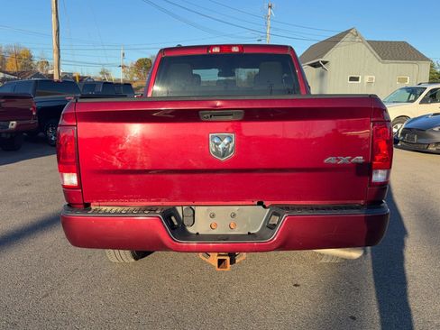 Used 2019 RAM 1500 Express AWD/4WD image 9