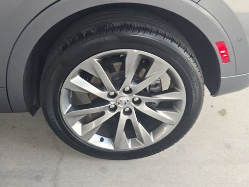 Certified 2022 Buick Envision Avenir w/ Technology Package II FWD image 30