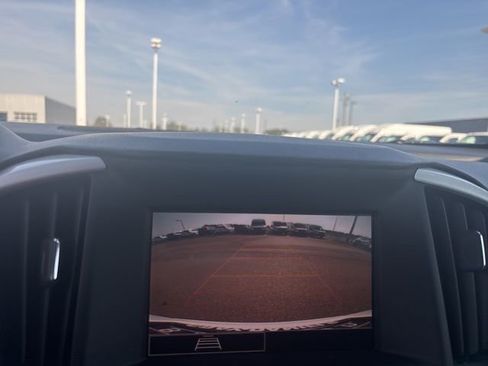 Used 2024 GMC Terrain SLE image 17