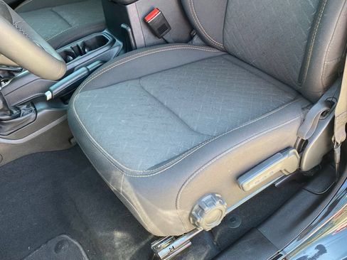Used 2026 Jeep Gladiator Mojave AWD/4WD image 24