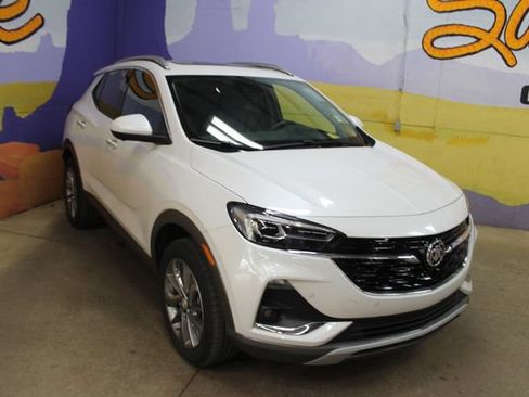 Used 2023 Buick Encore GX Essence w/ Advanced Technology Package AWD/4WD image 2