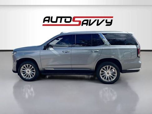 Used 2024 Cadillac Escalade Premium Luxury AWD/4WD image 4