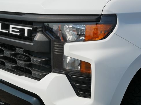 Used 2025 Chevrolet Silverado 1500 Custom Trail Boss w/ Turbomax Blackout Package AWD/4WD image 16