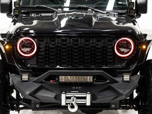 Used 2024 Jeep Wrangler Unlimited Sport image 45