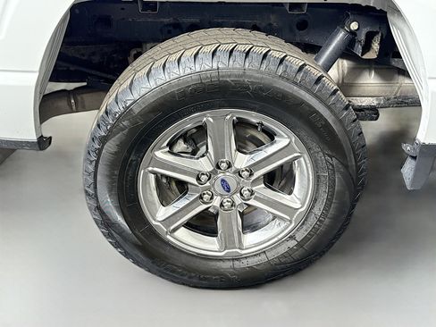 Used 2024 Ford F150 XLT w/ Tow/Haul Package image 31