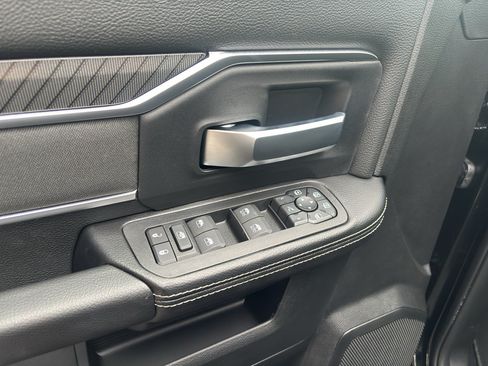New 2026 RAM 2500 Big Horn AWD/4WD image 11