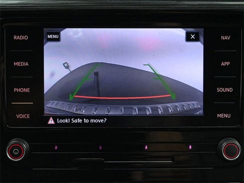 Used 2021 Volkswagen Passat 2.0T R-Line image 28