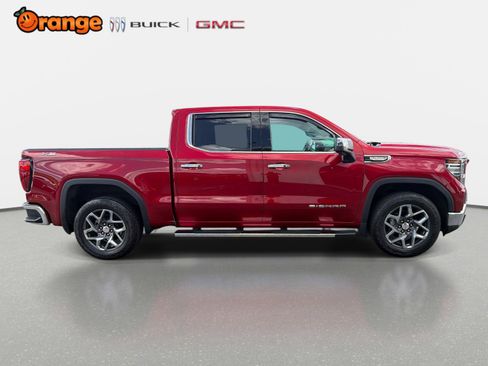 Used 2023 GMC Sierra 1500 SLT AWD/4WD image 2