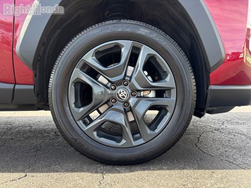 Used 2024 Toyota RAV4 Adventure image 10