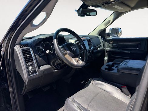 Used 2016 RAM 3500 Laramie AWD/4WD image 10