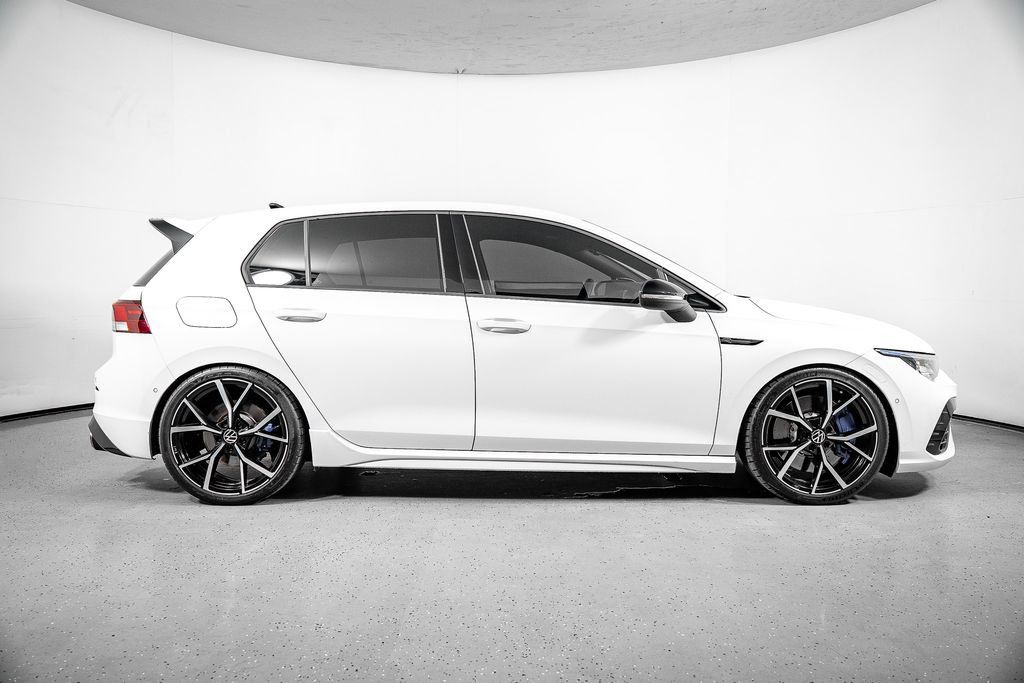 Used 2024 Volkswagen Golf R AWD/4WD image 3