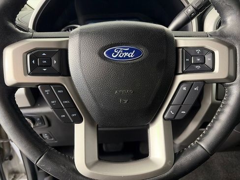Used 2018 Ford F150 Lariat image 16