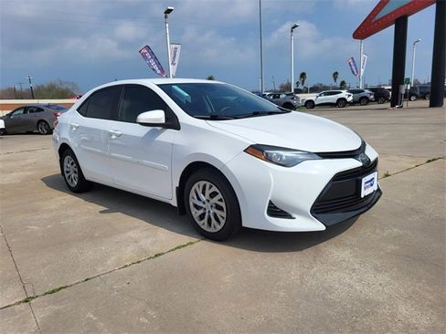 Used 2019 Toyota Corolla LE image 23