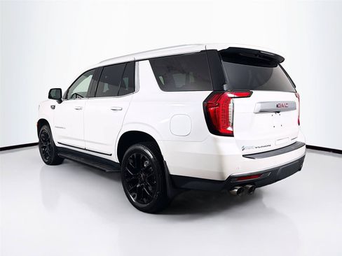 Used 2024 GMC Yukon Denali AWD/4WD image 9