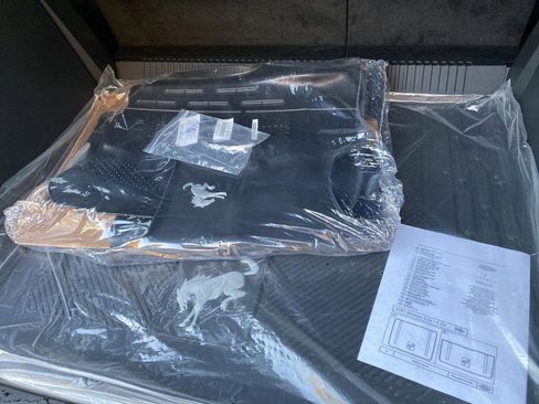 New 2025 Ford Bronco Raptor image 18