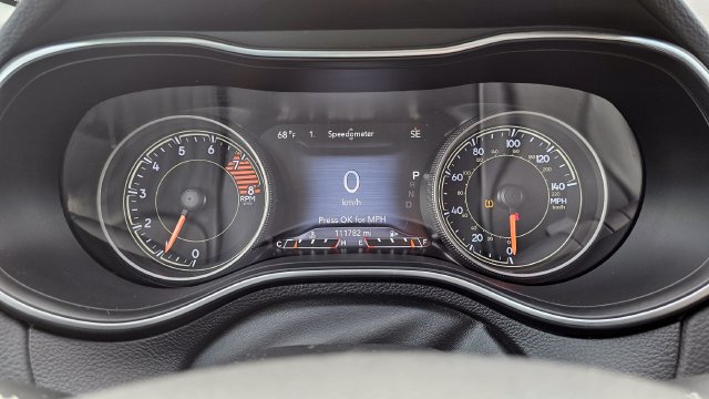 Used 2019 Jeep Cherokee Limited AWD/4WD image 15