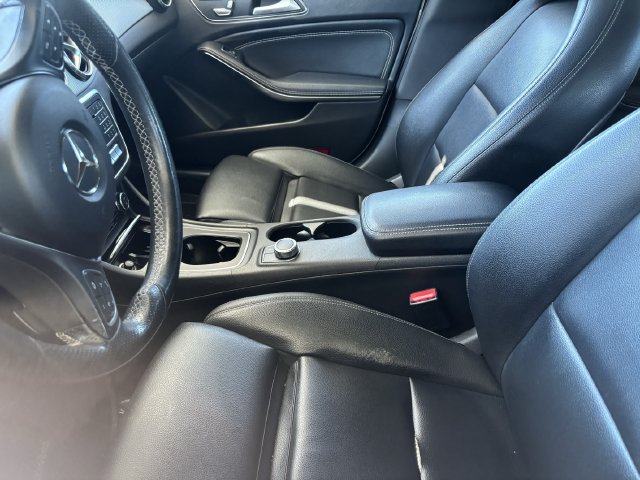 Used 2018 Mercedes-Benz CLA 250 image 14