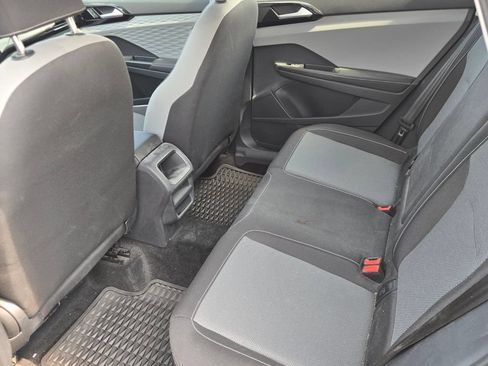Used 2024 Volkswagen Taos S FWD image 6