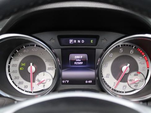 Used 2014 Mercedes-Benz SLK 250 image 27
