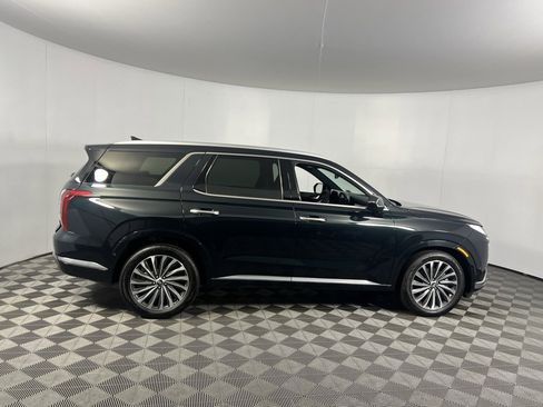Used 2025 Hyundai Palisade Calligraphy image 5