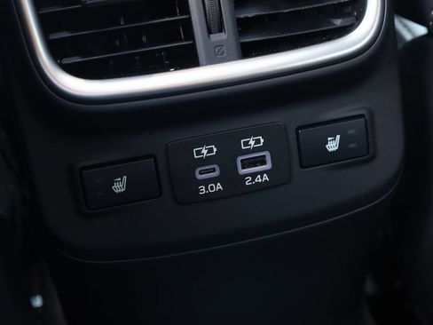 Certified 2025 Subaru Outback Limited AWD/4WD image 22