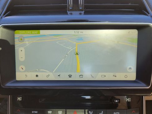 Used 2017 Jaguar XE Prestige image 33