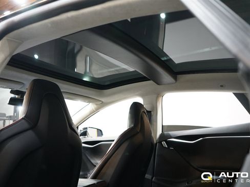 Used 2013 Tesla Model S Performance RWD image 27