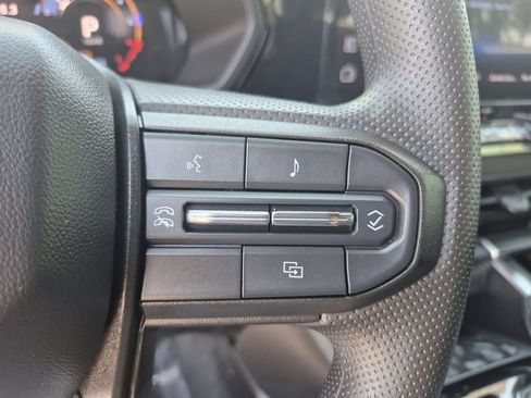 Certified 2025 Chevrolet Colorado Trail Boss AWD/4WD image 21
