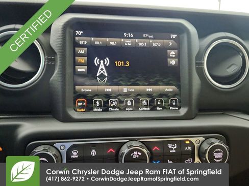 Used 2019 Jeep Wrangler Unlimited Sahara image 23