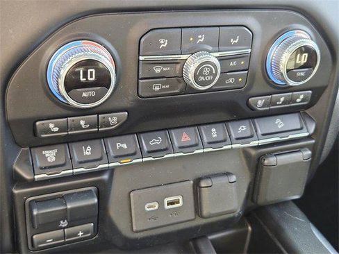 Used 2020 GMC Sierra 3500 Denali w/ Denali Ultimate Package image 19