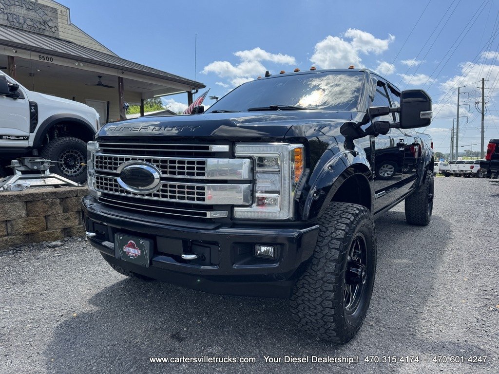Used 2019 Ford F250 Platinum w/ Platinum Ultimate Package AWD/4WD image 3