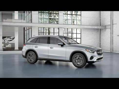 Certified 2026 Mercedes-Benz GLC 300 4MATIC image 8