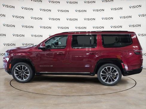 Used 2022 Jeep Wagoneer Series III w/ Premium Group I image 2