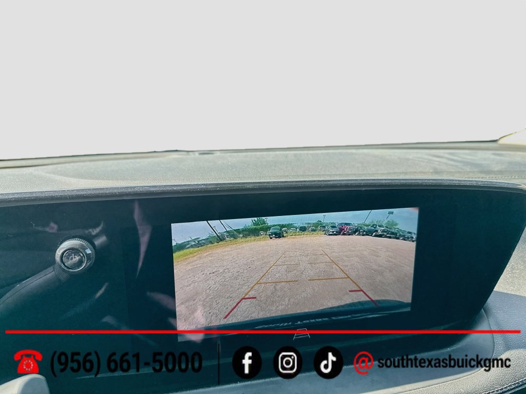 Used 2024 Buick Encore GX Preferred w/ Comfort Package FWD image 17