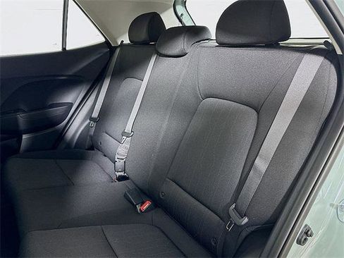 New 2026 Hyundai Venue SE image 8