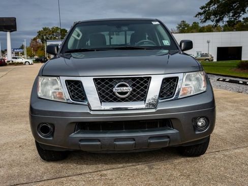 Used 2019 Nissan Frontier SV w/ Value Truck Package image 12