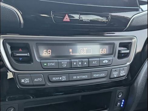 Used 2022 Honda Passport Elite image 14
