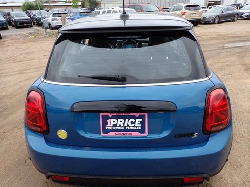 Used 2024 MINI Cooper SE FWD image 3