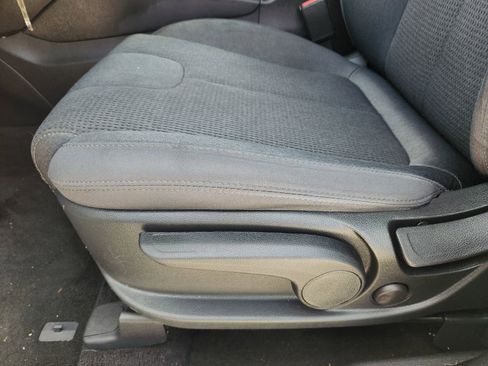 Used 2019 Hyundai Santa Fe SE AWD/4WD image 24