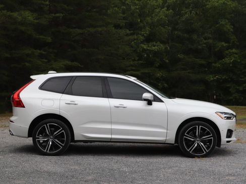 Used 2018 Volvo XC60 T8 R-Design w/ Convenience Package AWD/4WD image 2