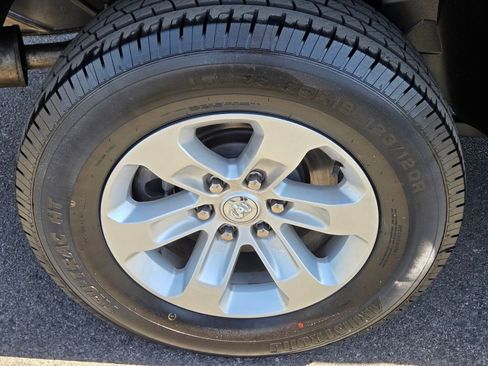 Used 2022 RAM 1500 Laramie RWD image 10