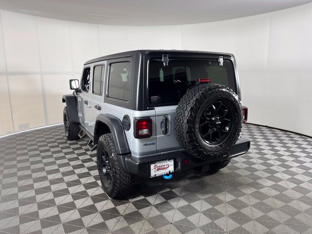 Used 2024 Jeep Wrangler Unlimited AWD/4WD image 5