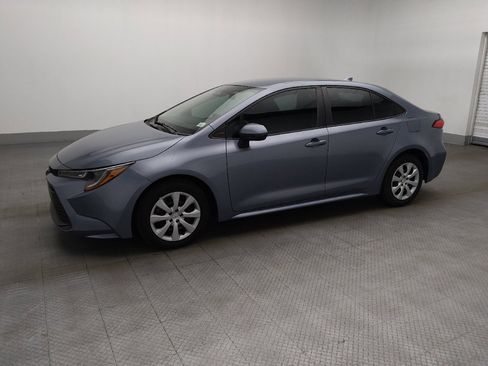 Used 2024 Toyota Corolla LE image 2