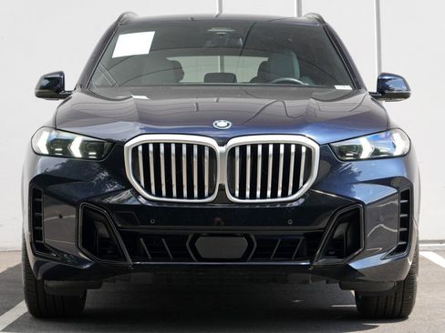 Used 2024 BMW X5 xDrive50e w/ M Sport Package AWD/4WD image 7