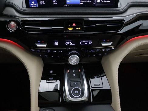 Certified 2026 Acura MDX SH-AWD w/ Advance Package image 25