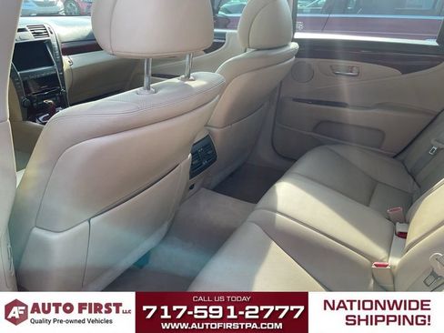 Used 2007 Lexus LS 460 RWD image 10