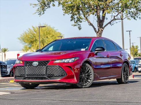 Used 2021 Toyota Avalon XSE image 1