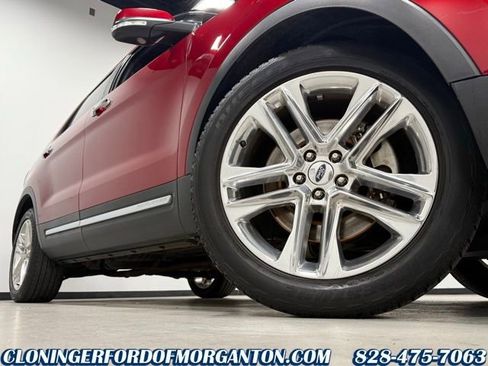 Used 2016 Ford Explorer Limited image 2