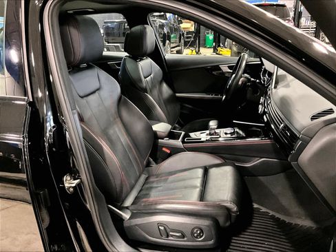 Used 2019 Audi A4 2.0T Prestige w/ Prestige Package image 11